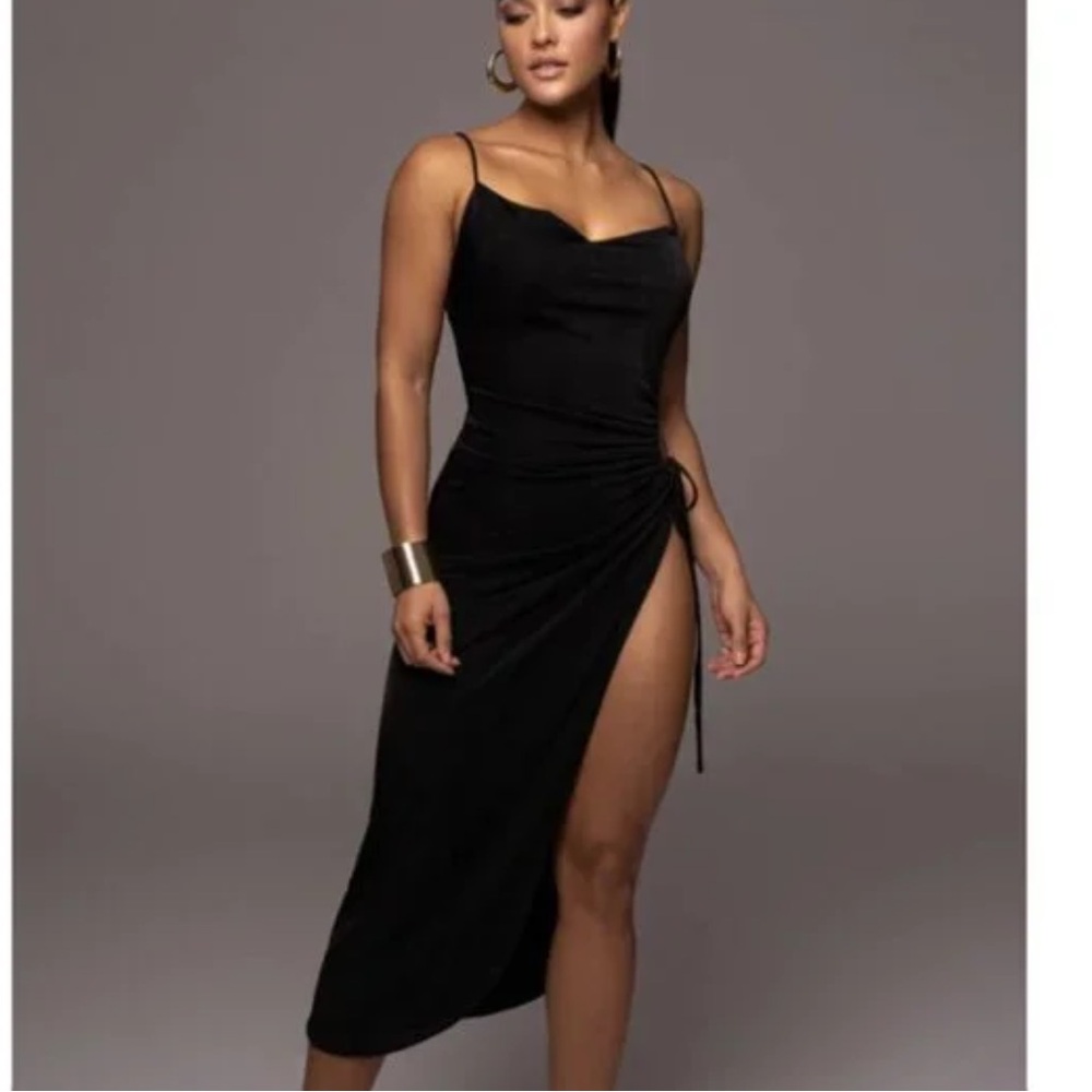 NWT Jluxlabel Side Cut Out High Side Slit